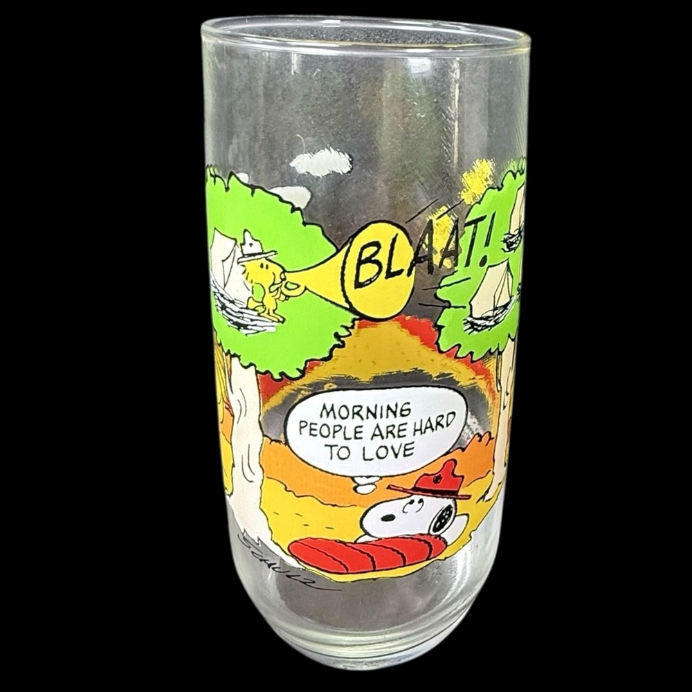 McDonalds Peanuts Snoopy "Morning People Are Hard to Love"‎ Drinking Glass Vntg